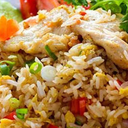 Riz sauté au poulet