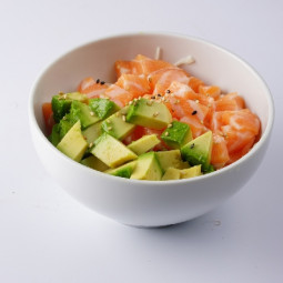 Salade de chou saumon avocat